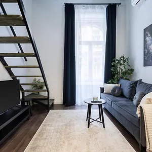 E41 - Trendy Boutique - Prime Spot By Bqa Apartament Budapesta